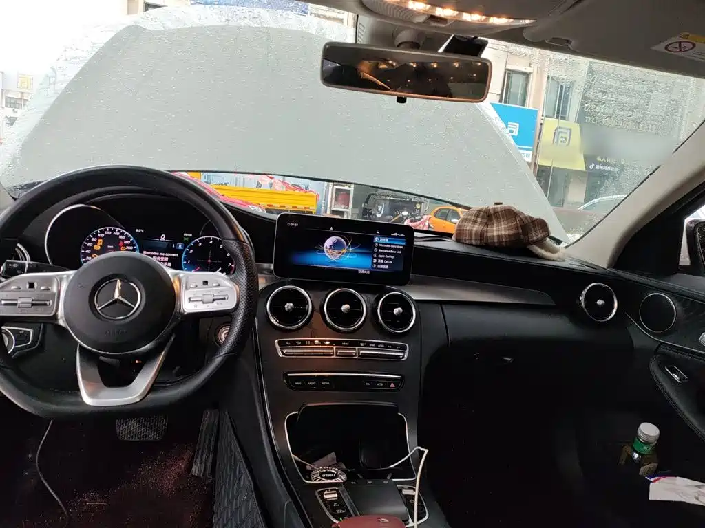 Mercedes-Benz C-Class 2019 — фото 14