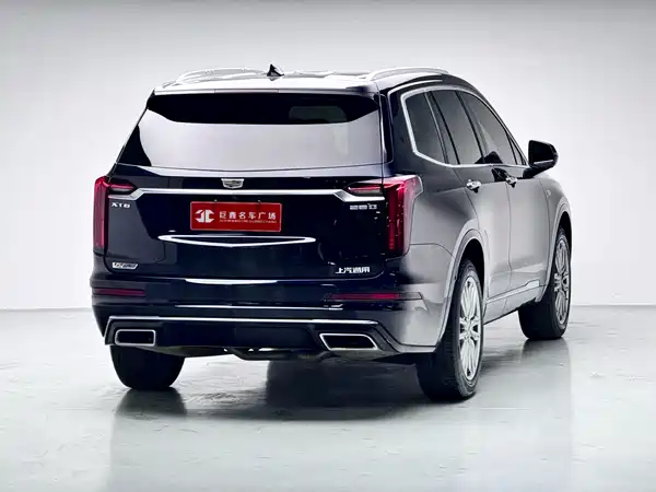 Cadillac XT6 2021
