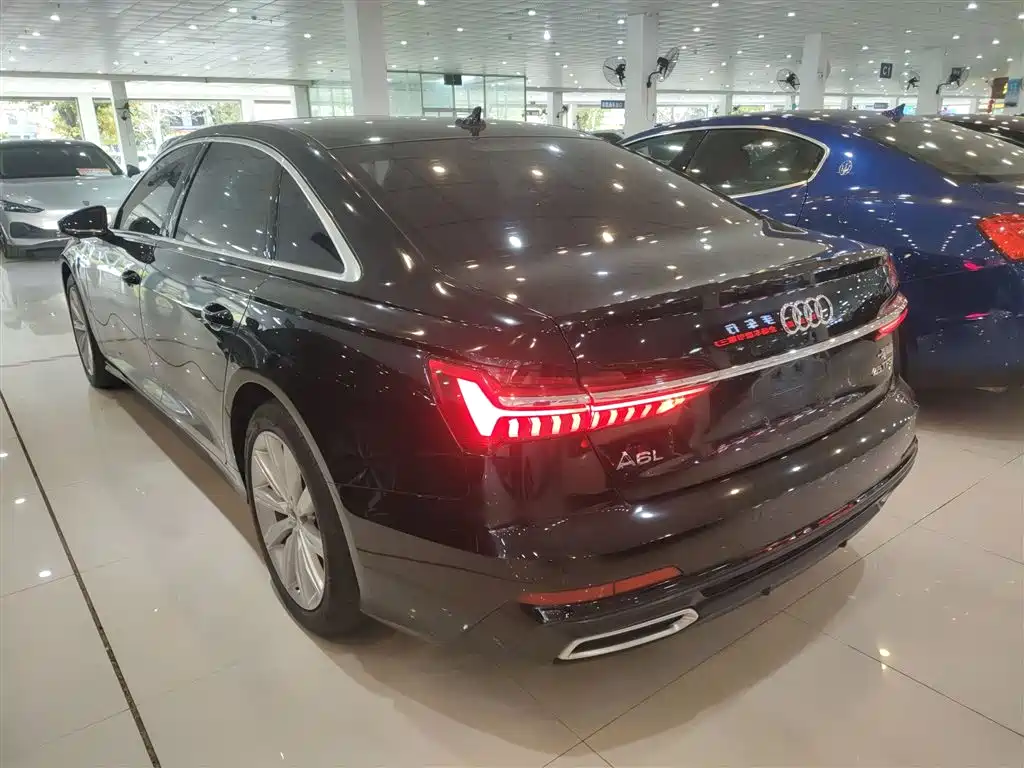 Audi A6L 2021 — фото 23