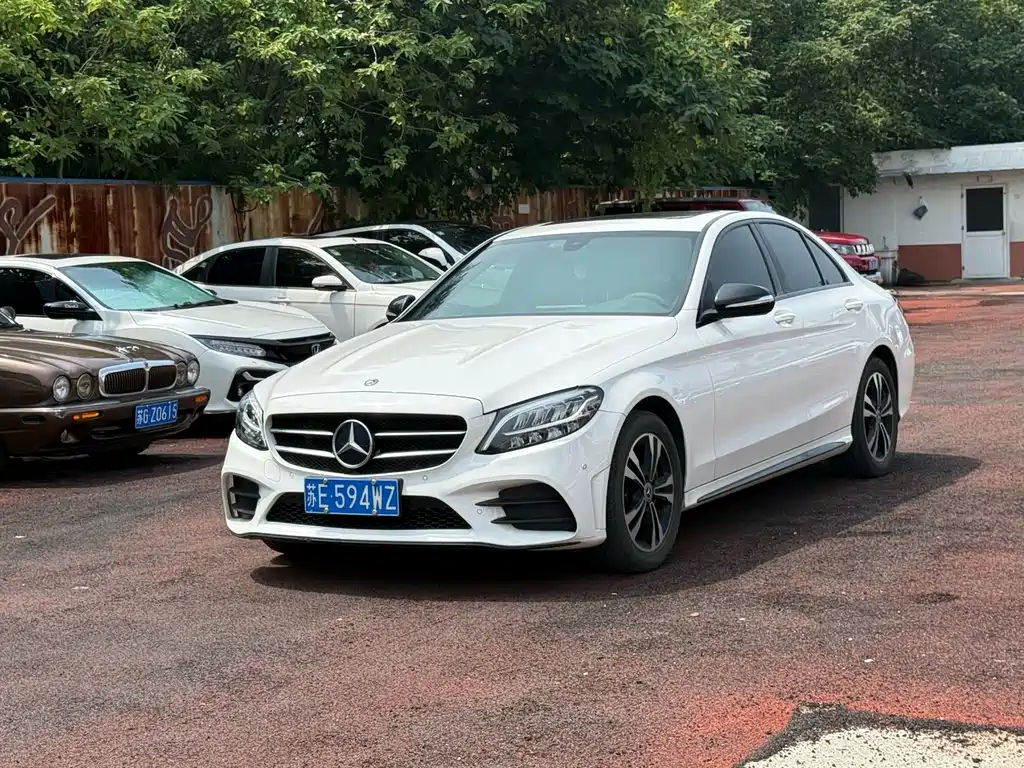 Mercedes-Benz C-Class 2019