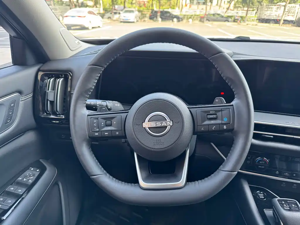 Nissan Teramont 2025