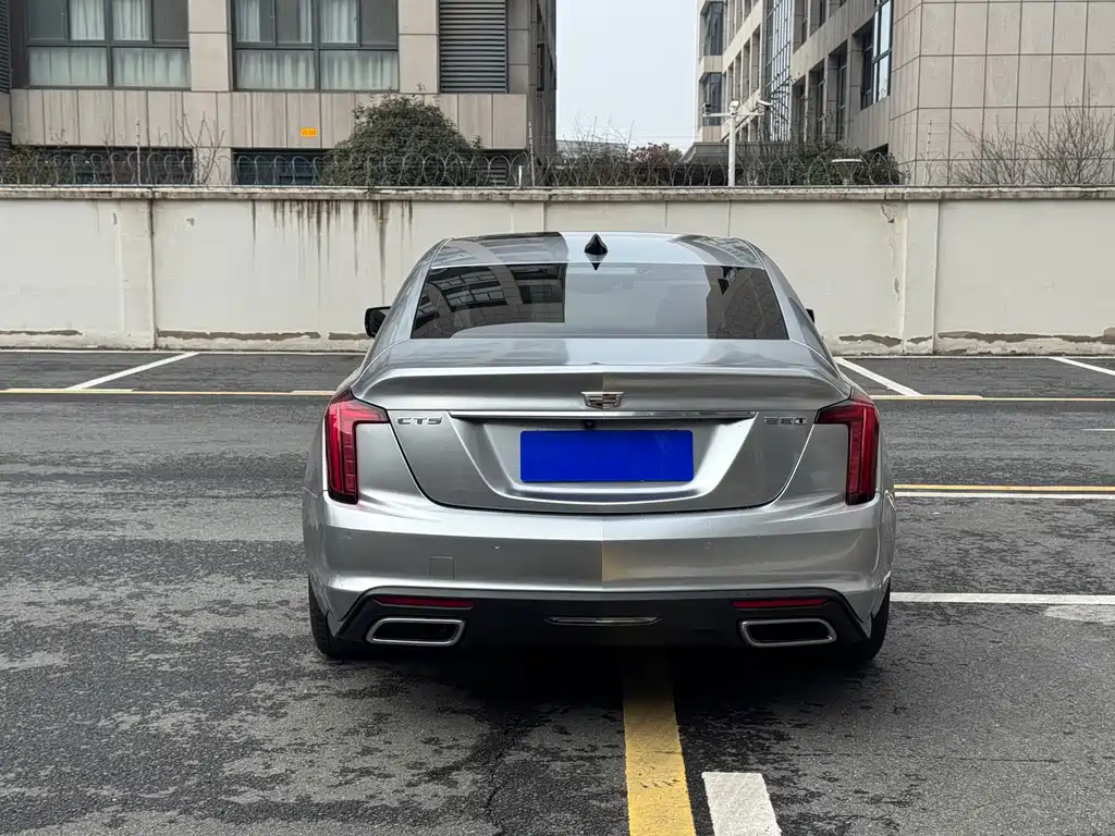 Cadillac CT5 2023 — фото 16