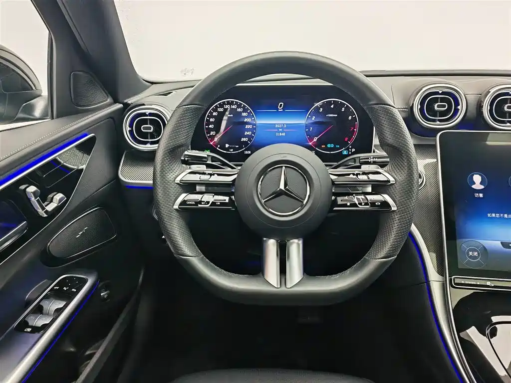Mercedes-Benz C-Class 2022 — фото 11