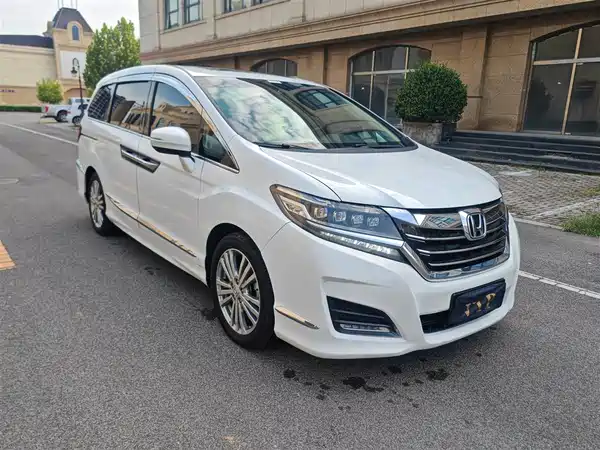 Honda Elysion 2018