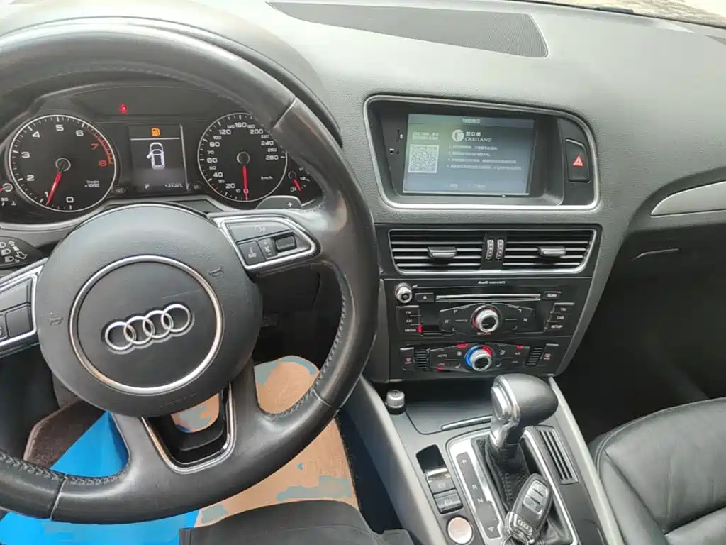 Audi Q5 2017 — фото 10
