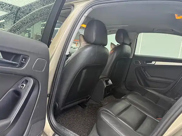 Audi A4L 2014