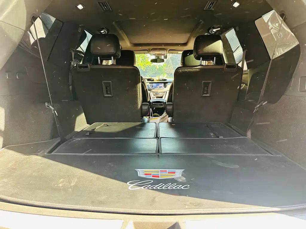 Cadillac XT6 2022 — фото 17