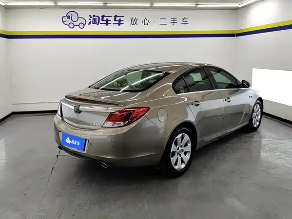Buick Regal 2012