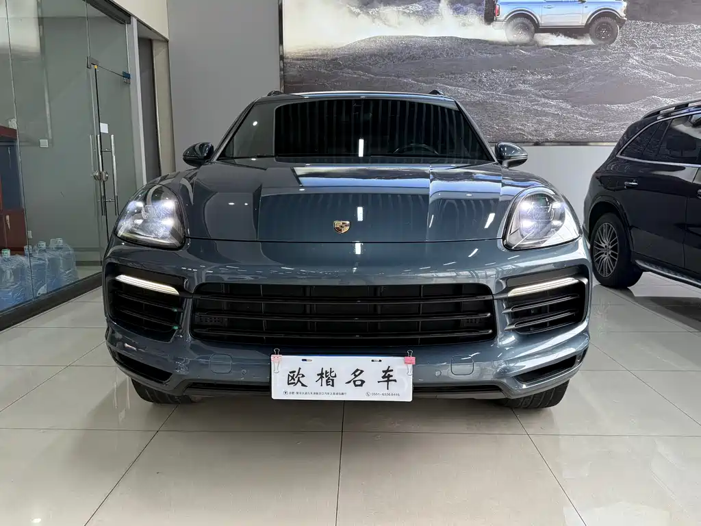 Porsche Cayenne 2018 — фото 2