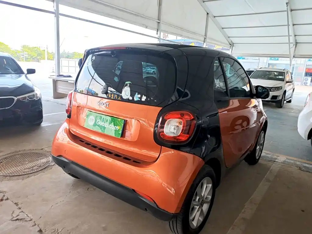 smart Fortwo 2017 — фото 7