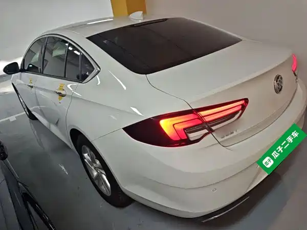 Buick Regal 2021