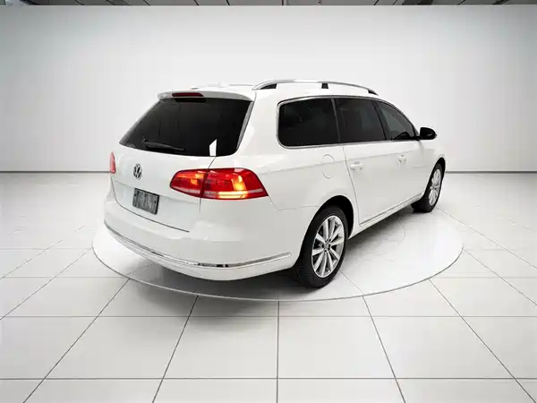 Volkswagen Magotan 2015