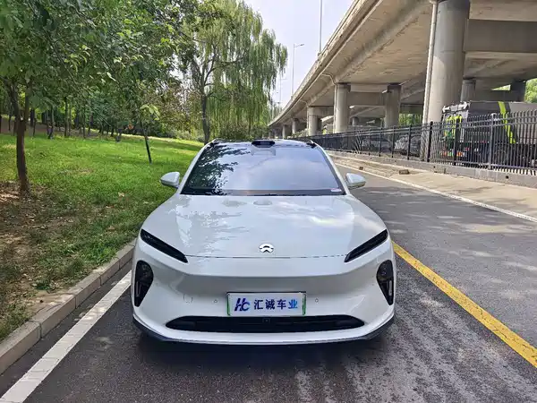 NIO ET5T 2025