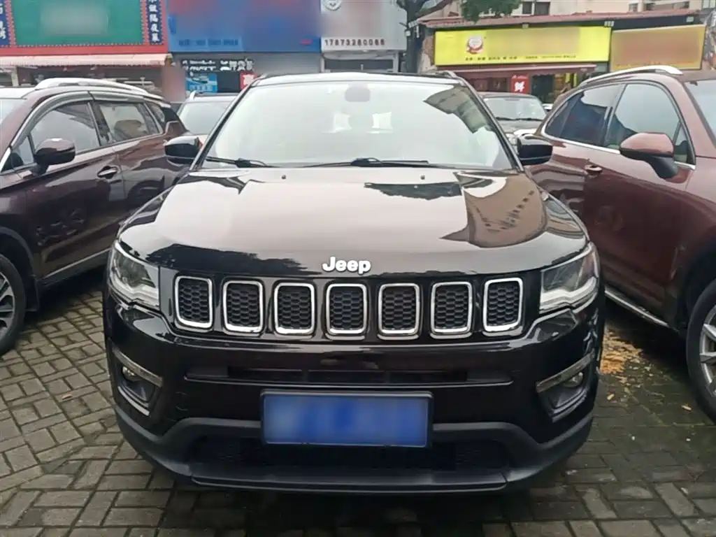 Jeep Compass 2018 — фото 3