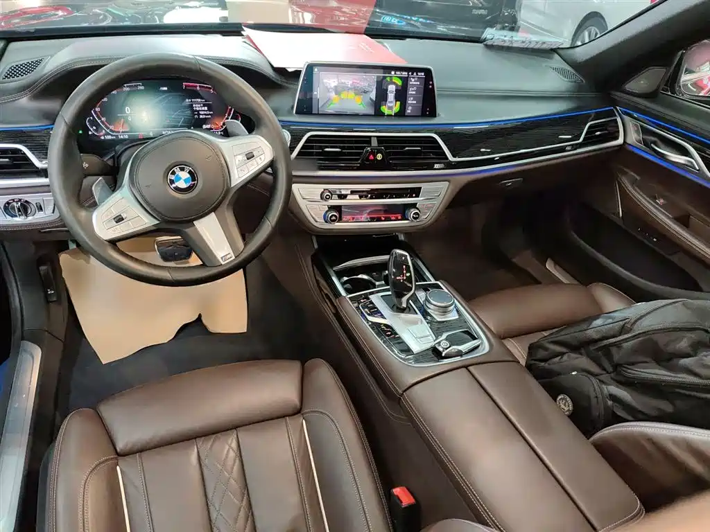 BMW 7 Series 2020 — фото 10