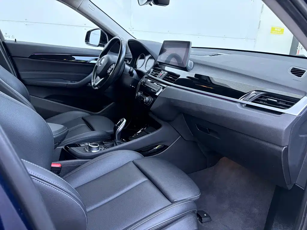 BMW X2 2021 — фото 16