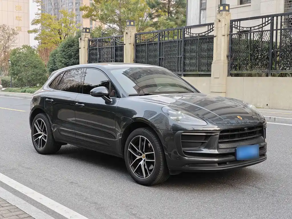 Porsche Macan 2023 — фото 9