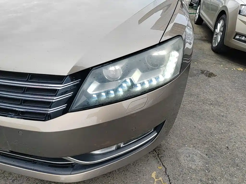 Volkswagen Passat 2015 — фото 18