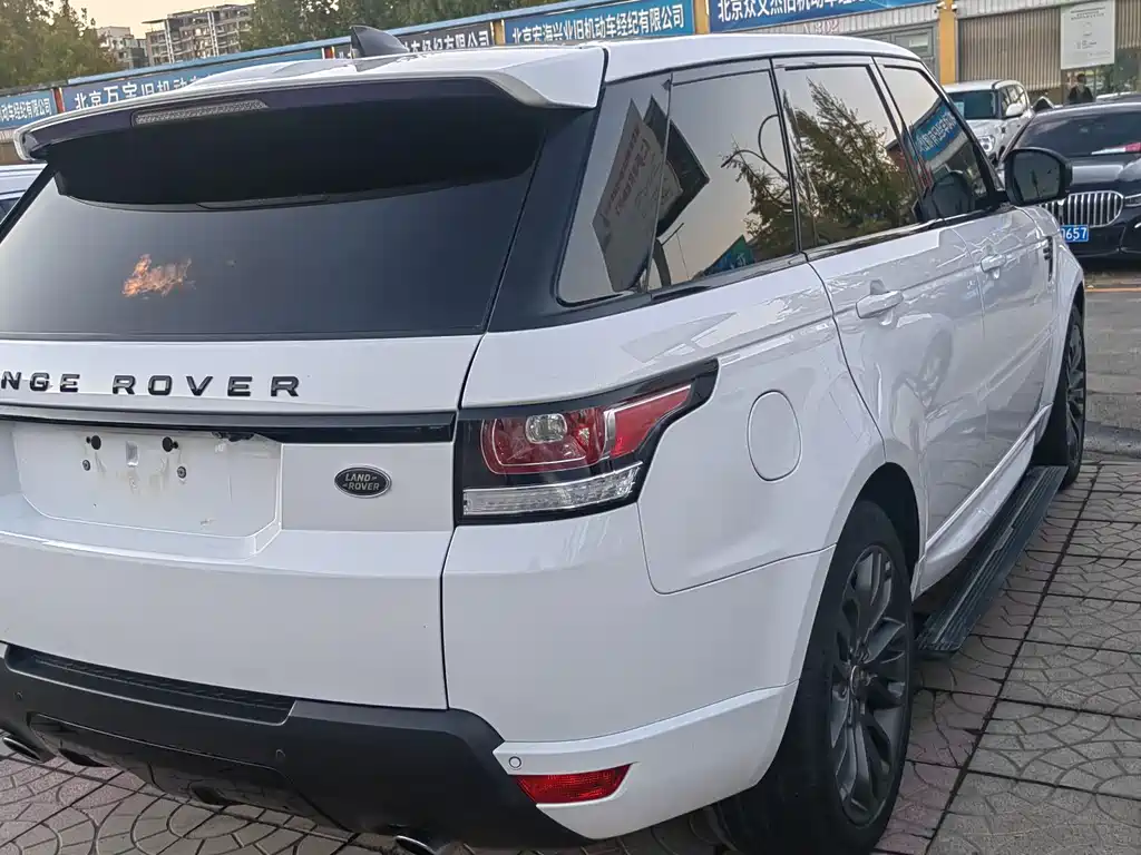 Land Rover Sport 2017 — фото 12