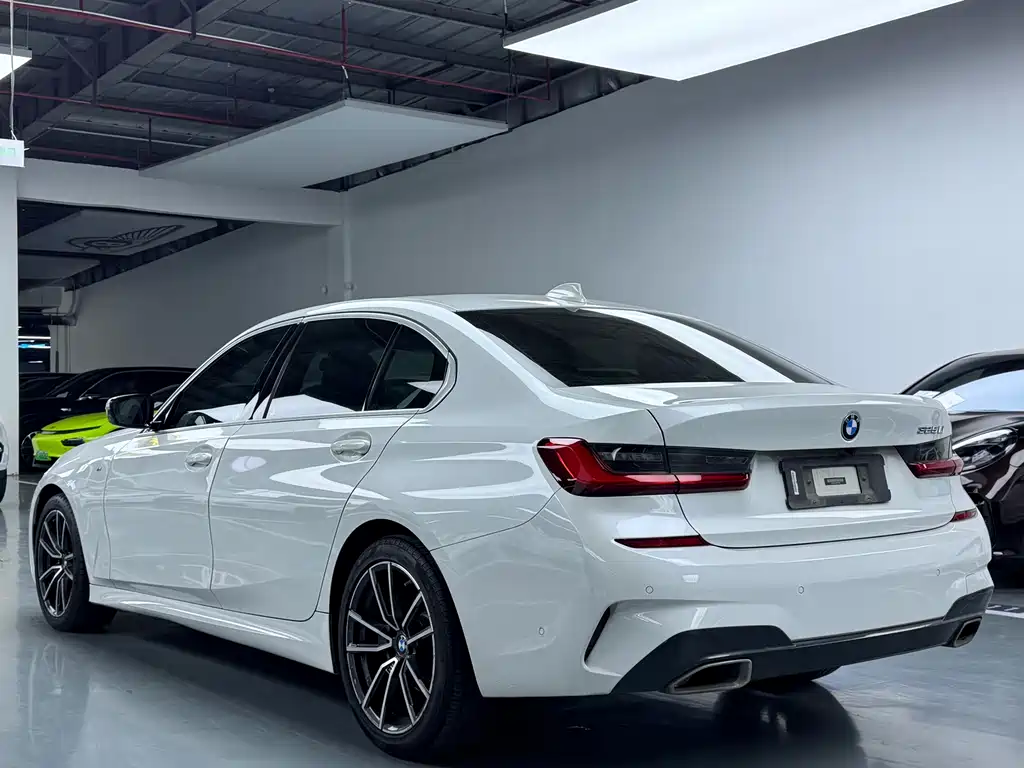 BMW 3 Series 2020 — фото 18