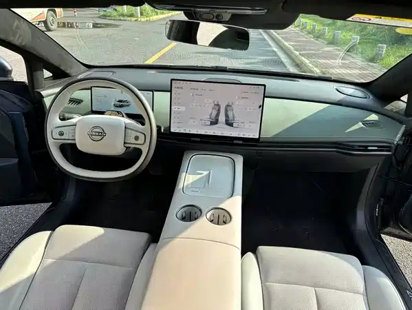 Nissan N7 2025