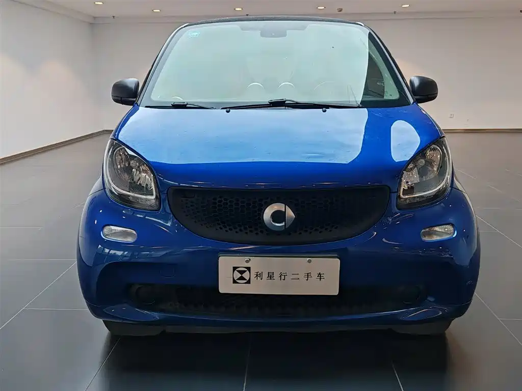 smart Fortwo 2018 — фото 4