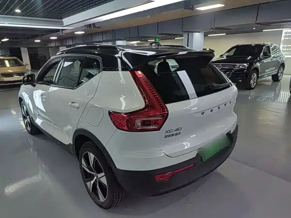 Volvo XC40 New Energy 2021