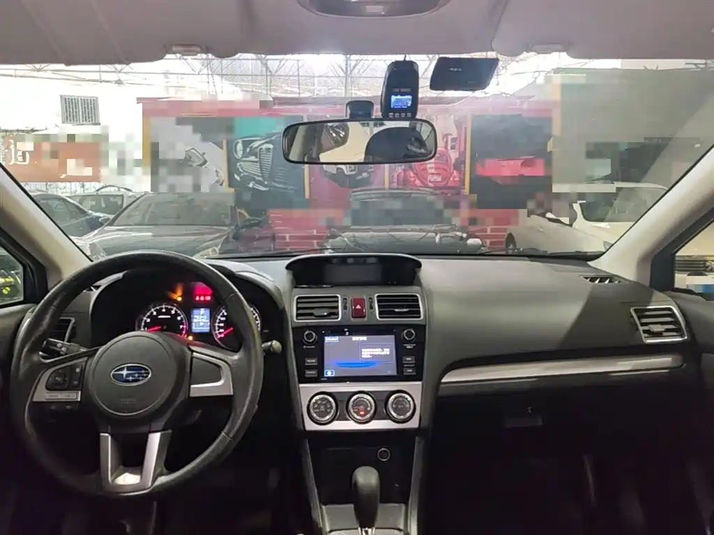 Subaru XV 2017 — фото 10