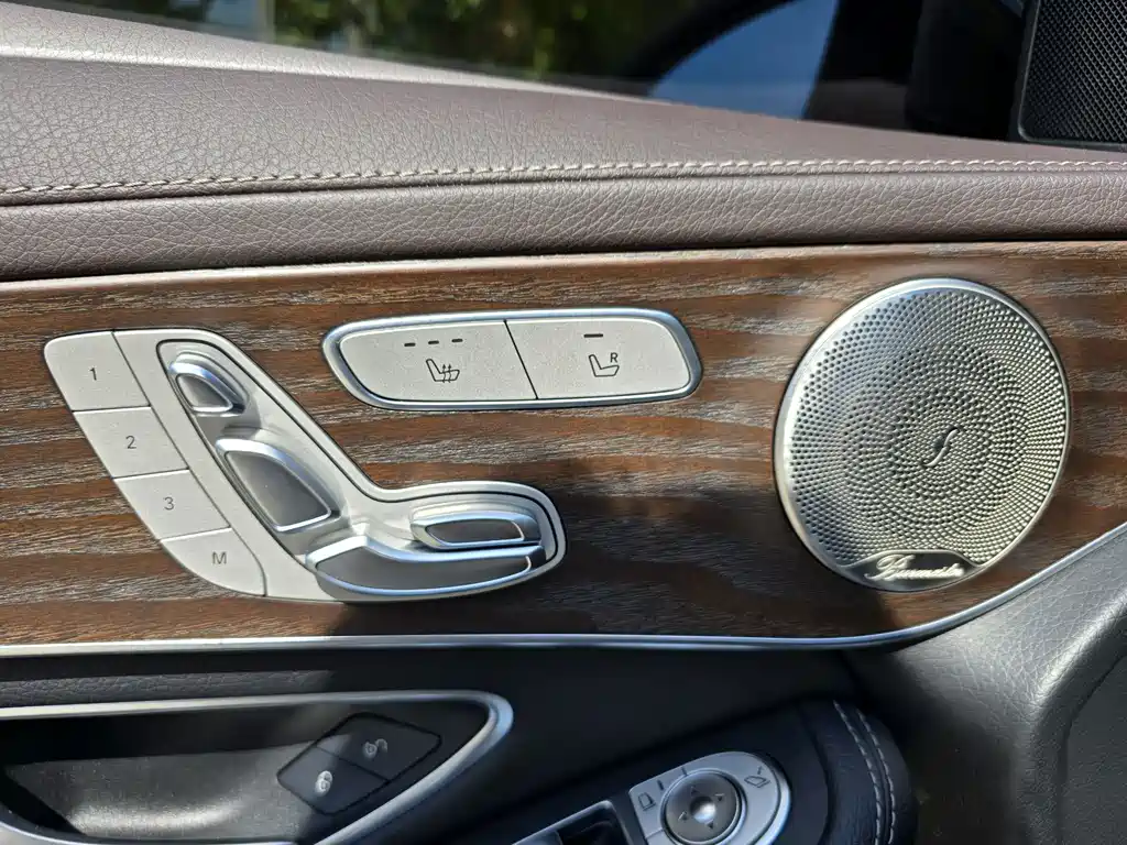 Mercedes-Benz GLC 2021 — фото 21