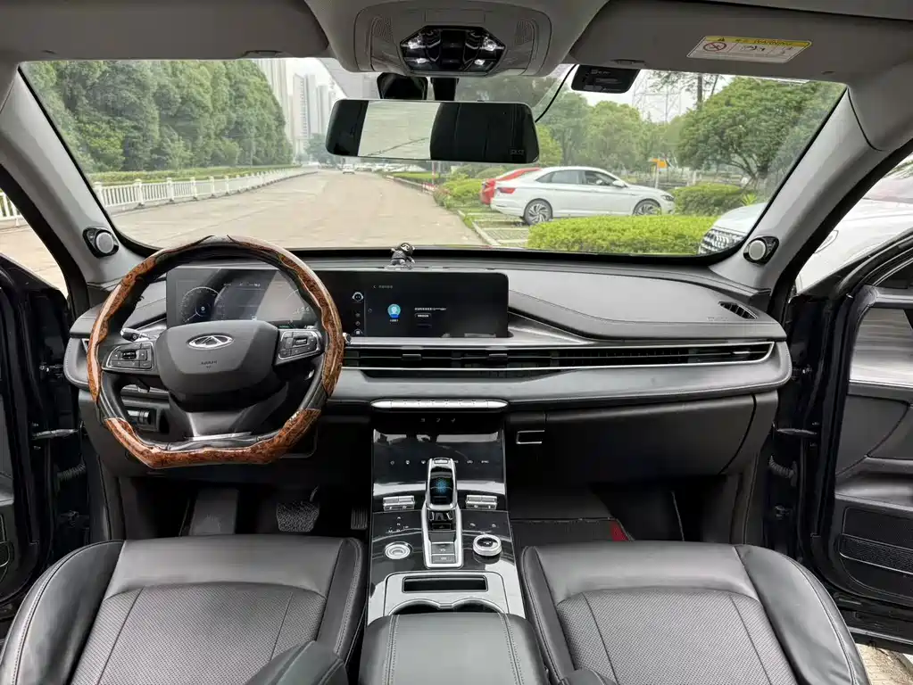 Chery Tiggo 8 PLUS 2022 — фото 8