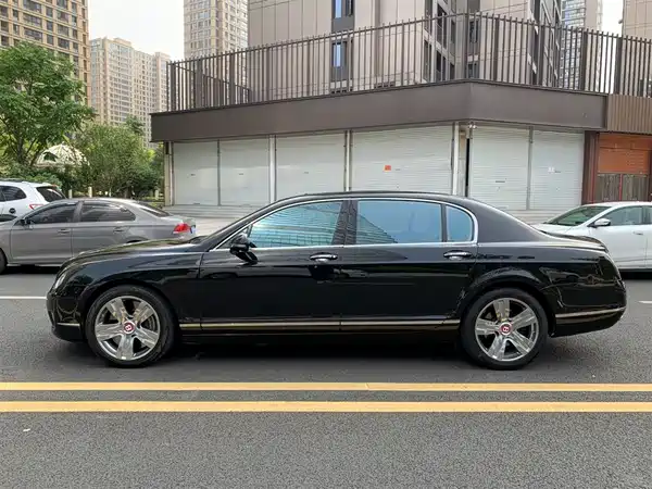 Bentley Flying Spur 2010