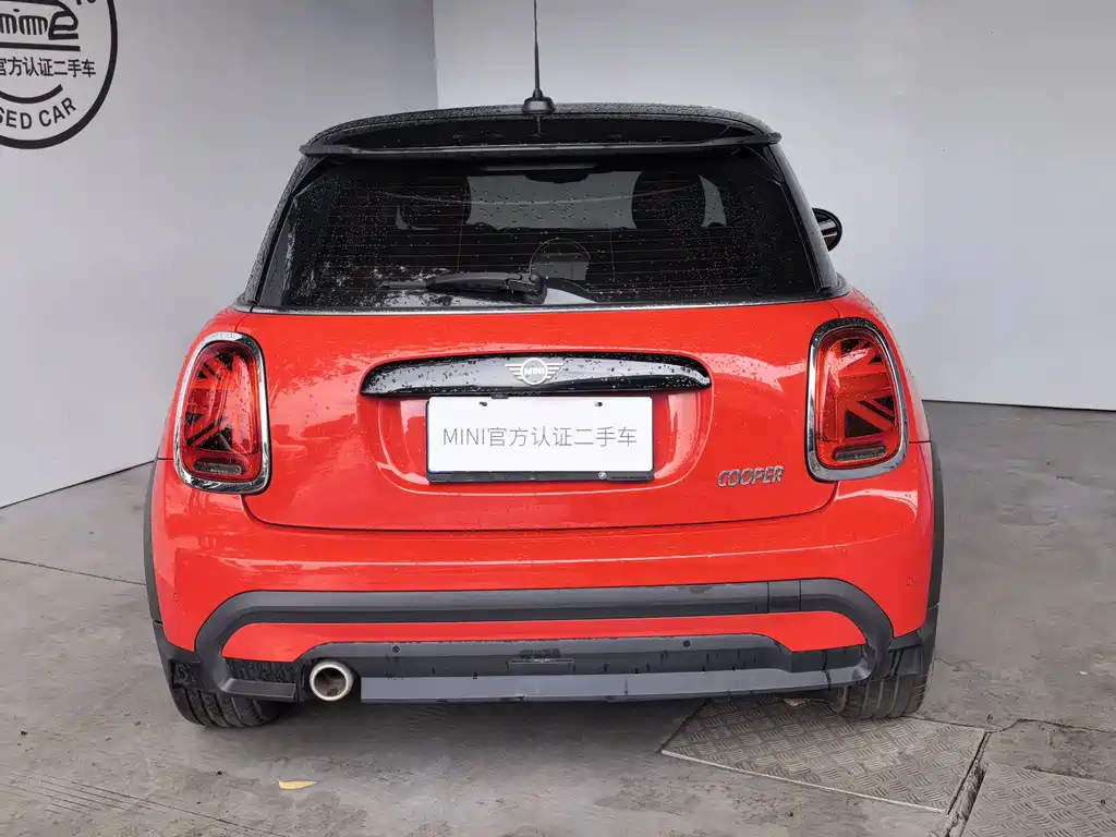 MINI MINI 2022