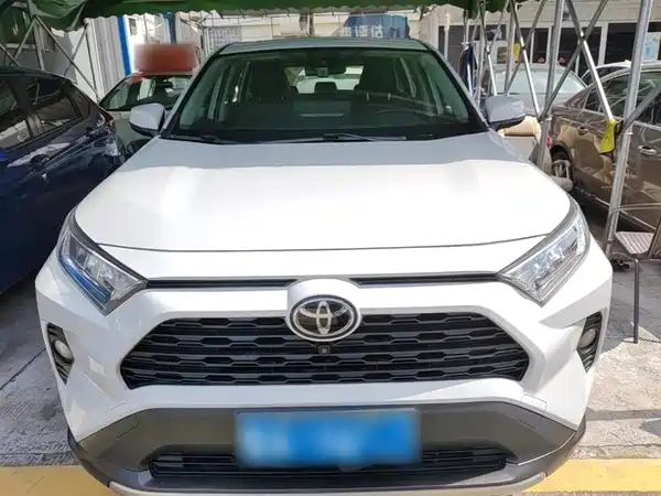 Toyota RAV4 2021
