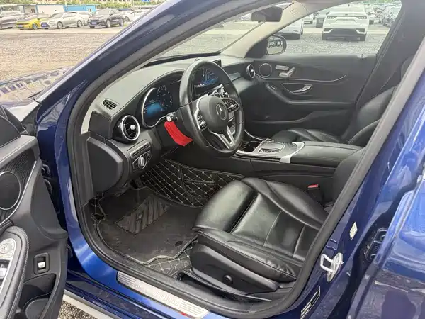 Mercedes-Benz C-Class 2019