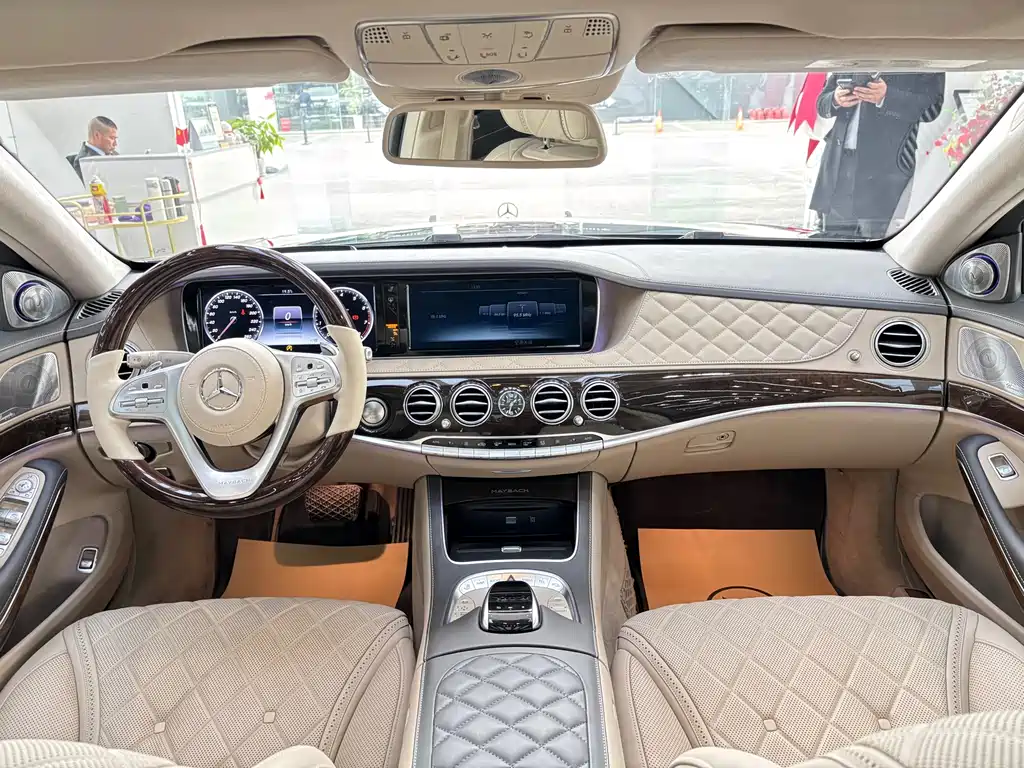 Mercedes-Benz Maybach S-Class 2015 — фото 11