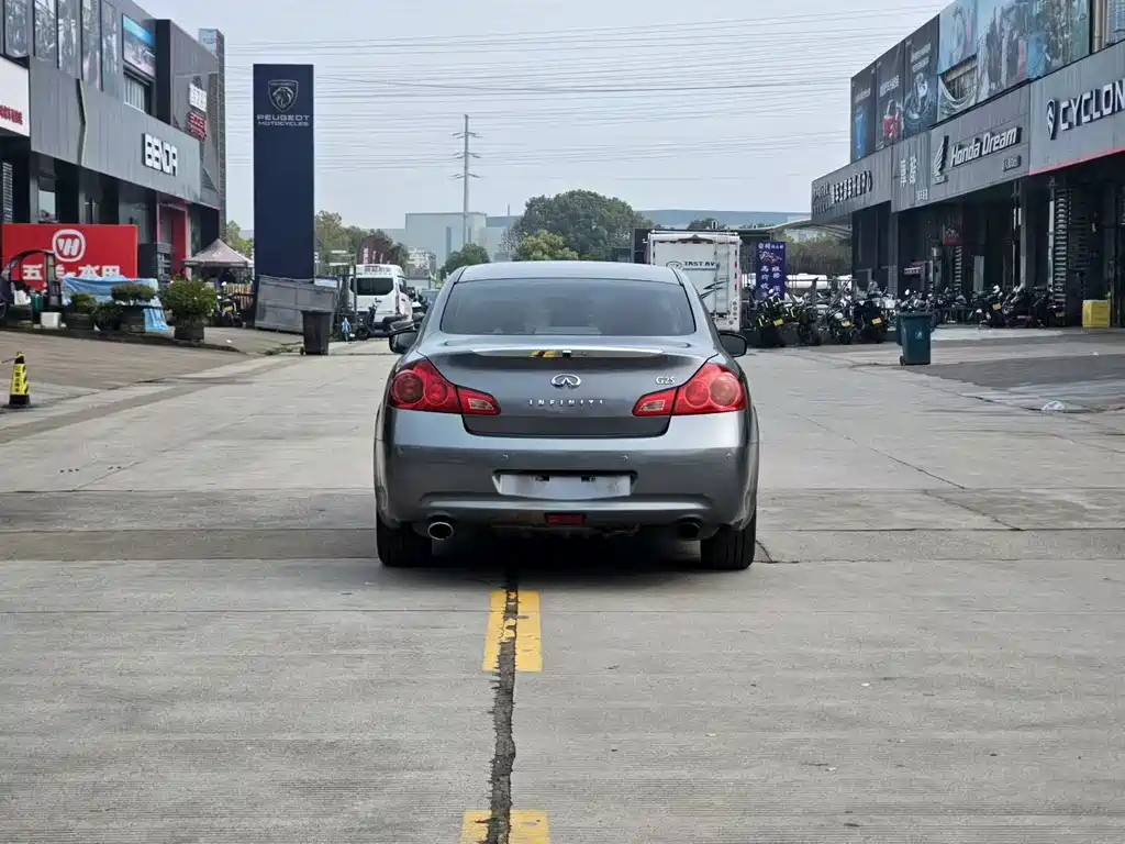 Infiniti G 2010 — фото 5