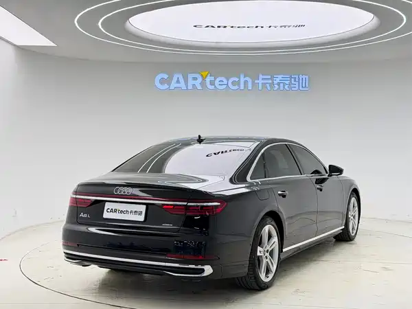 Audi A8 2023