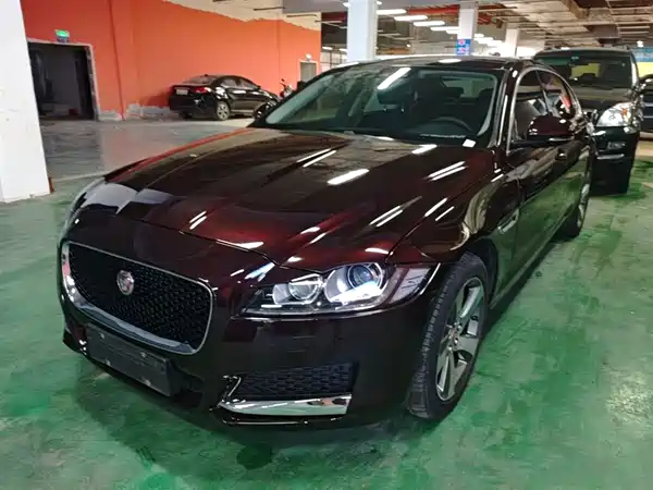 Jaguar XFL 2020