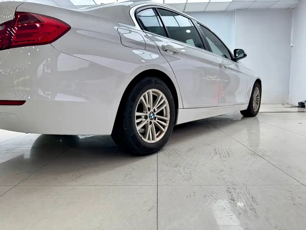 BMW 3 Series 2014 — фото 20