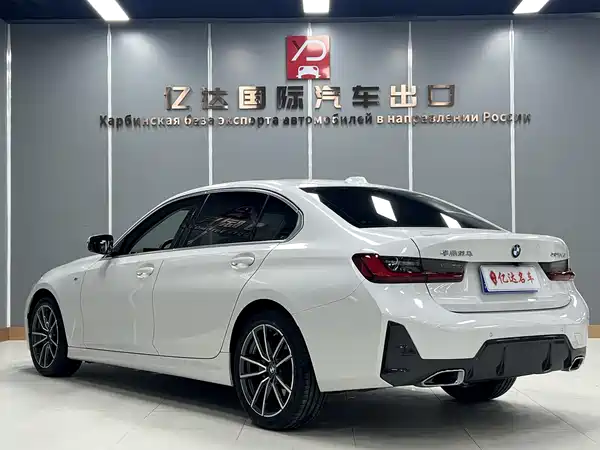 BMW 3 Series 2023