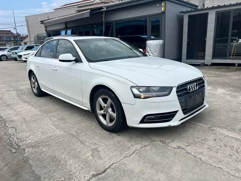 Audi A4L 2014