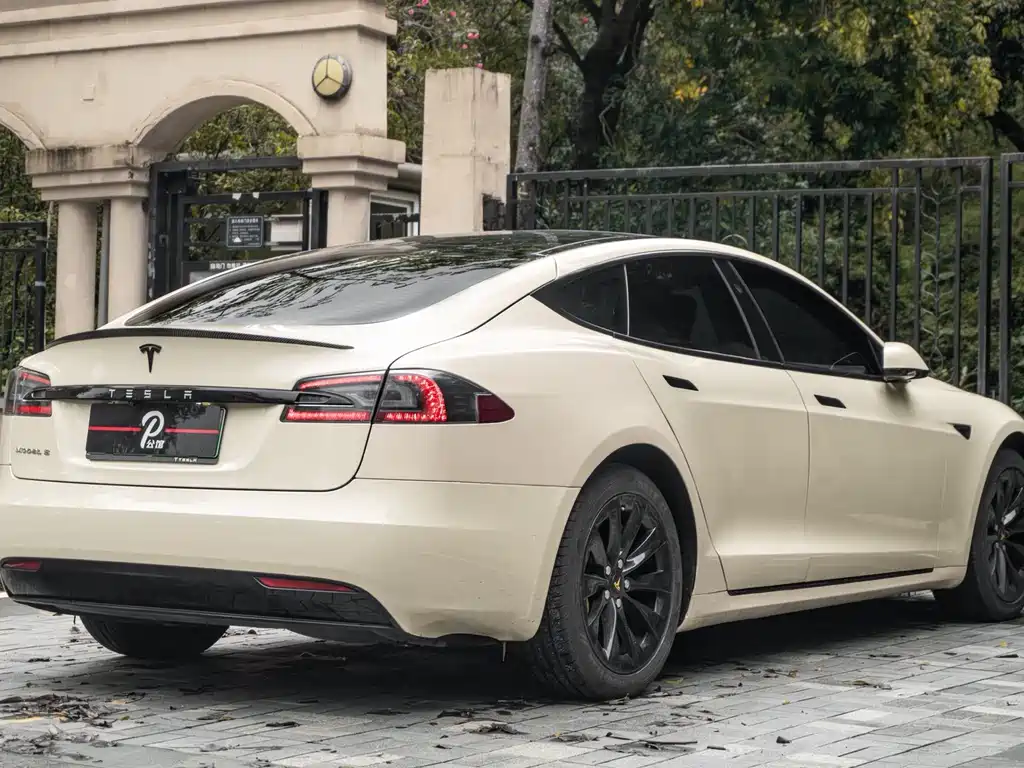 Tesla Model S 2017