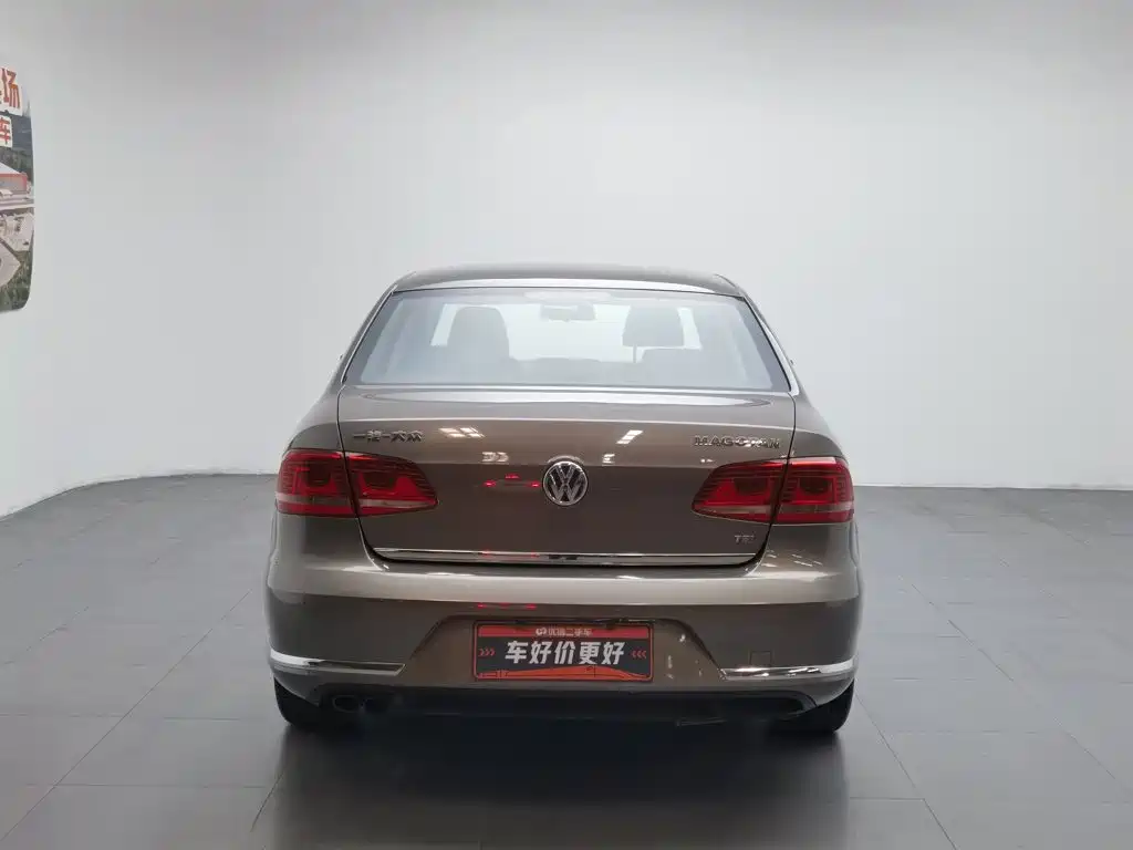 Volkswagen Magotan 2013