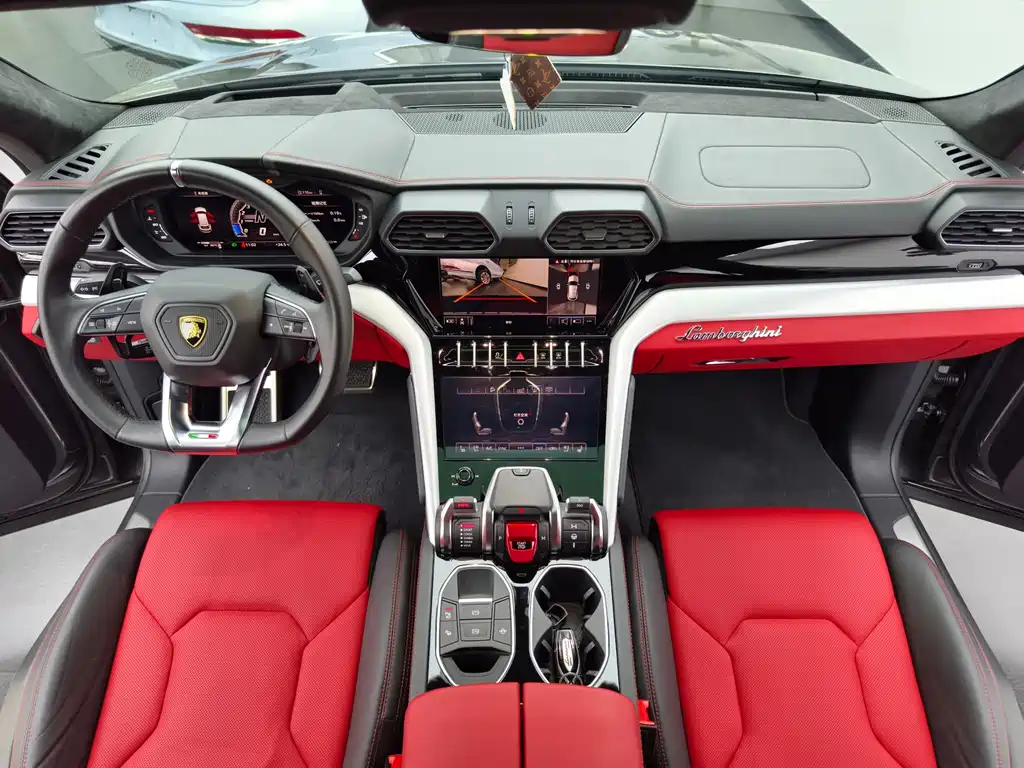 Lamborghini Urus 2021 — фото 15