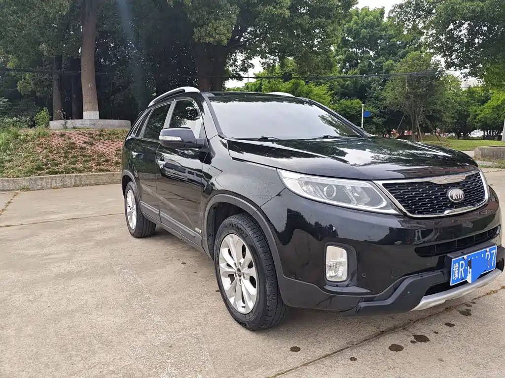 Kia Sorento 2013 — фото 3