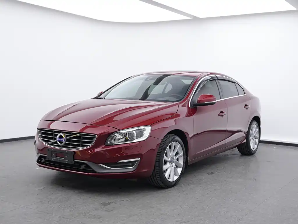 Volvo S60 2016 — фото 1
