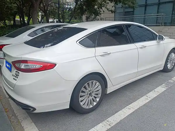 Ford Mondeo 2015