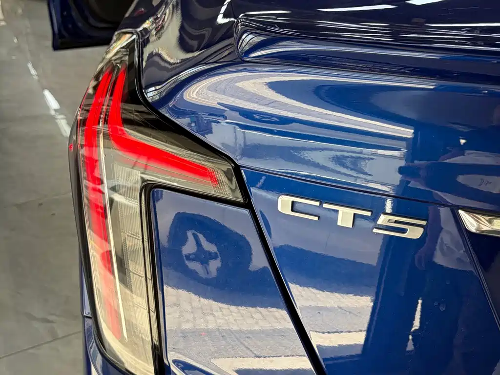 Cadillac CT5 2024 — фото 23