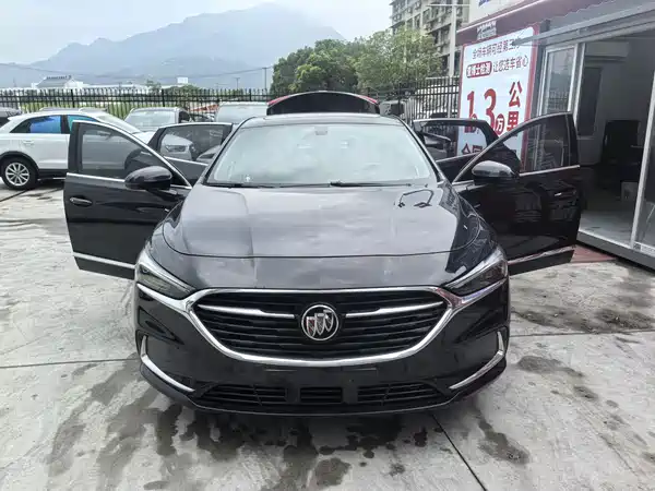 Buick LaCrosse 2022