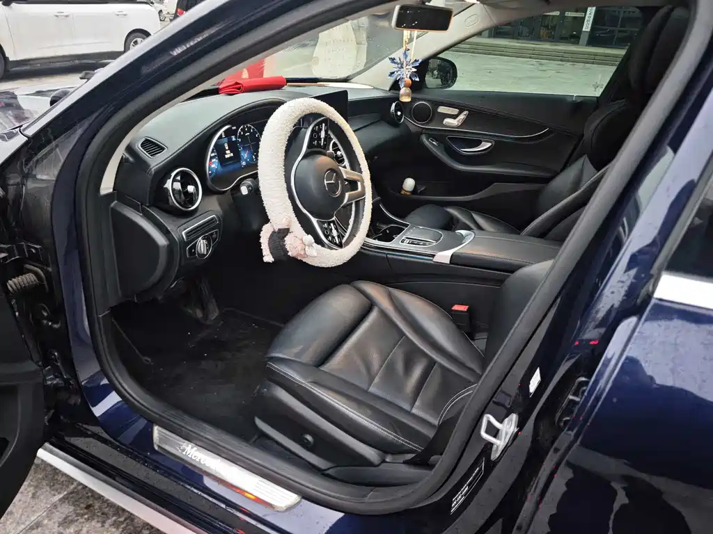 Mercedes-Benz C-Class 2019 — фото 2